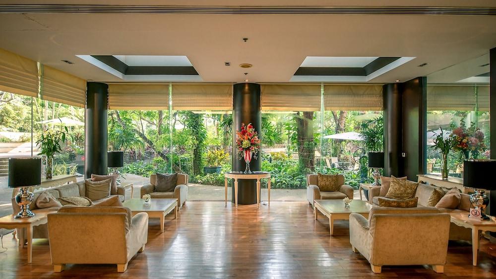 Pantip Suites Bangkok Exterior foto