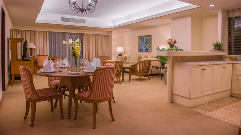 Pantip Suites Bangkok Exterior foto