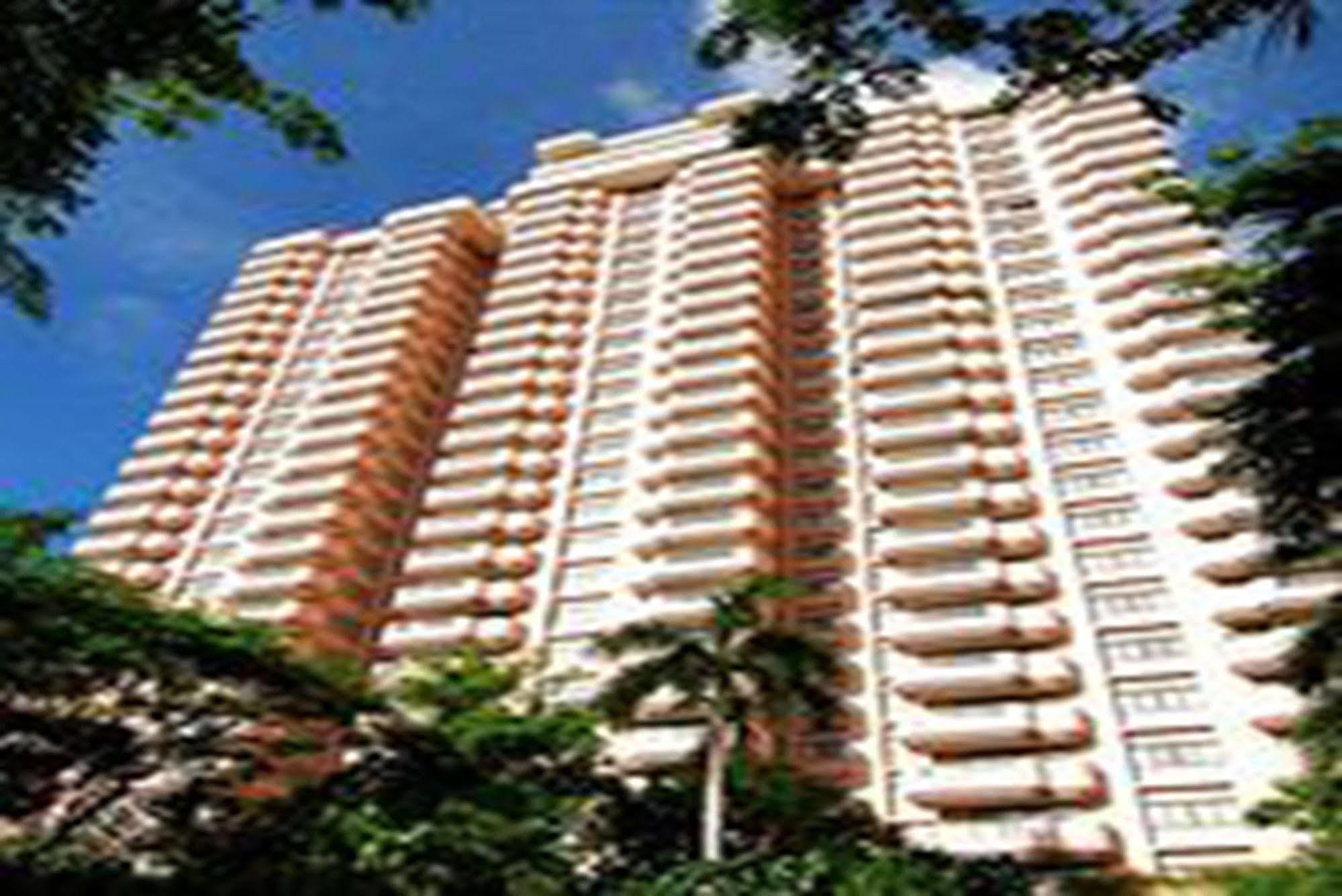 Pantip Suites Bangkok Exterior foto
