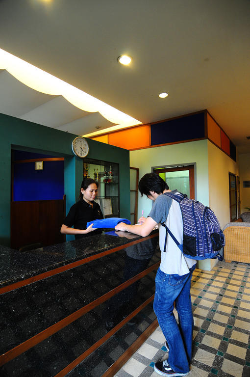 Pantip Suites Bangkok Exterior foto